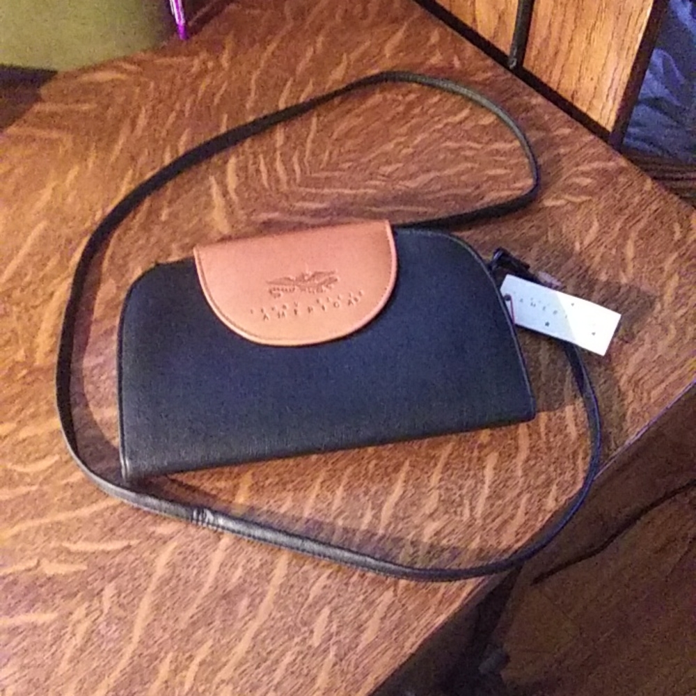 Perry Ellis America Purse